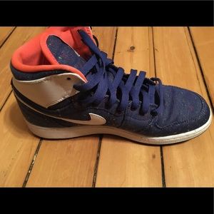 Nike Air Jordan 1 Retro High 6.5Y Purple dusk blue
